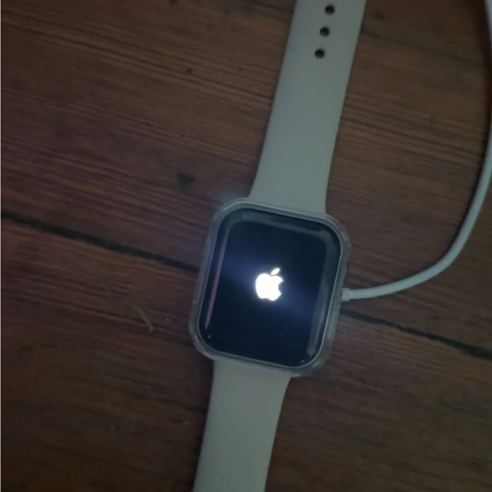 Apple elegant smartwatch